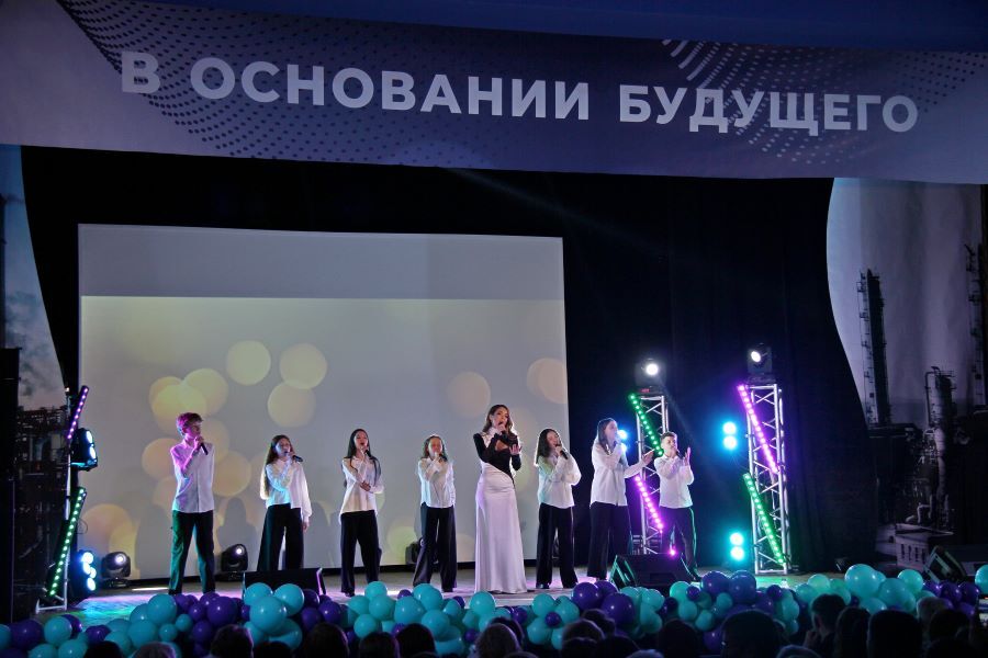 История успеха, написанная поколениями