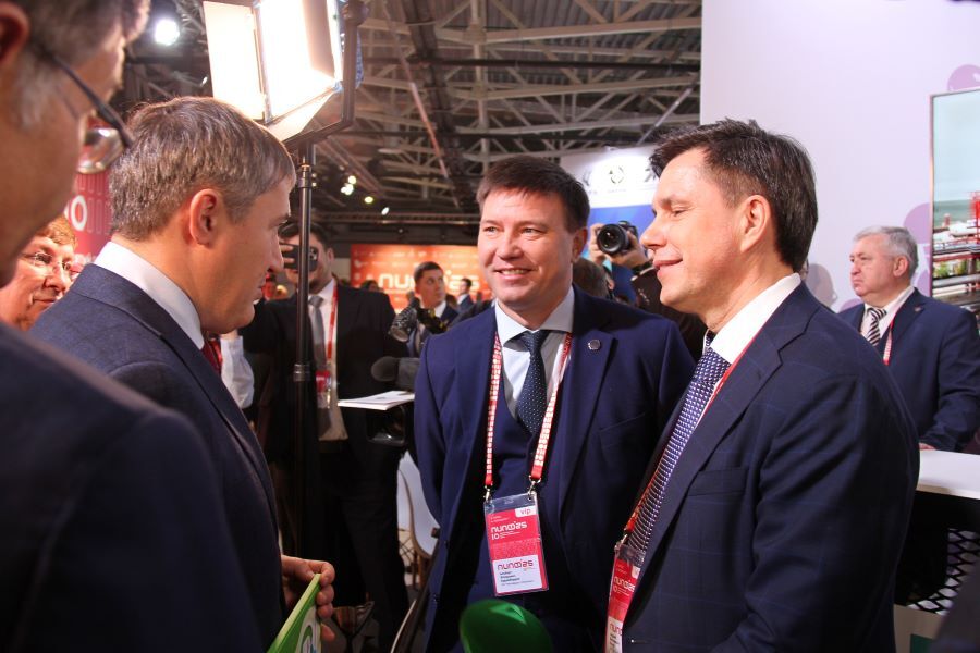 Metafrax supports a key Kama Region Forum